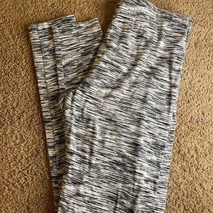 flirtitude leggings